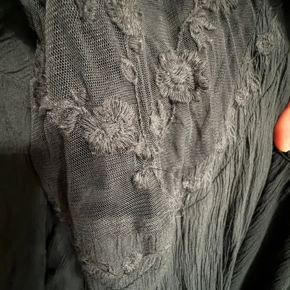 American Eagle Black Lace Blouse Size XL - Picture 8 of 12